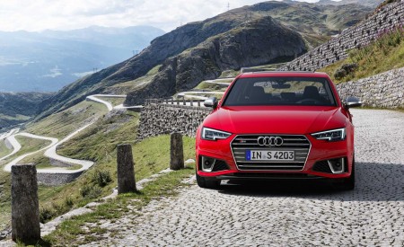 2019 Audi S4 Sedan TDI (Color: Misano Red) Front Wallpapers 450x275 (31)