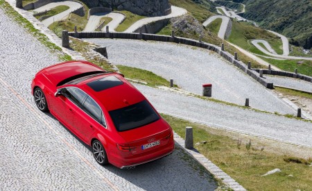 2019 Audi S4 Sedan TDI (Color: Misano Red) Top Wallpapers 450x275 (34)