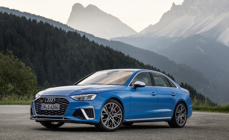 2019 Audi S4 TDI (Color: Turbo Blue) Front Three-Quarter Wallpapers 450x275 (7)