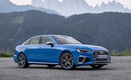 2019 Audi S4 TDI (Color: Turbo Blue) Front Three-Quarter Wallpapers 450x275 (9)