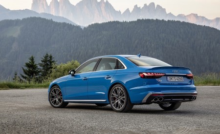 2019 Audi S4 TDI (Color: Turbo Blue) Rear Three-Quarter Wallpapers 450x275 (10)