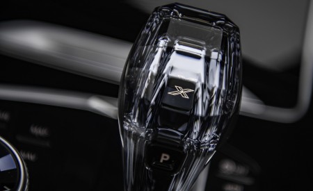 2019 BMW X7 30d (UK-Spec) Interior Detail Wallpapers 450x275 (101)