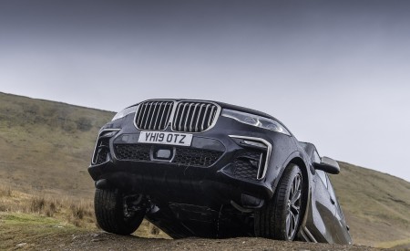 2019 BMW X7 M50d (UK-Spec) Off-Road Wallpapers 450x275 (25)