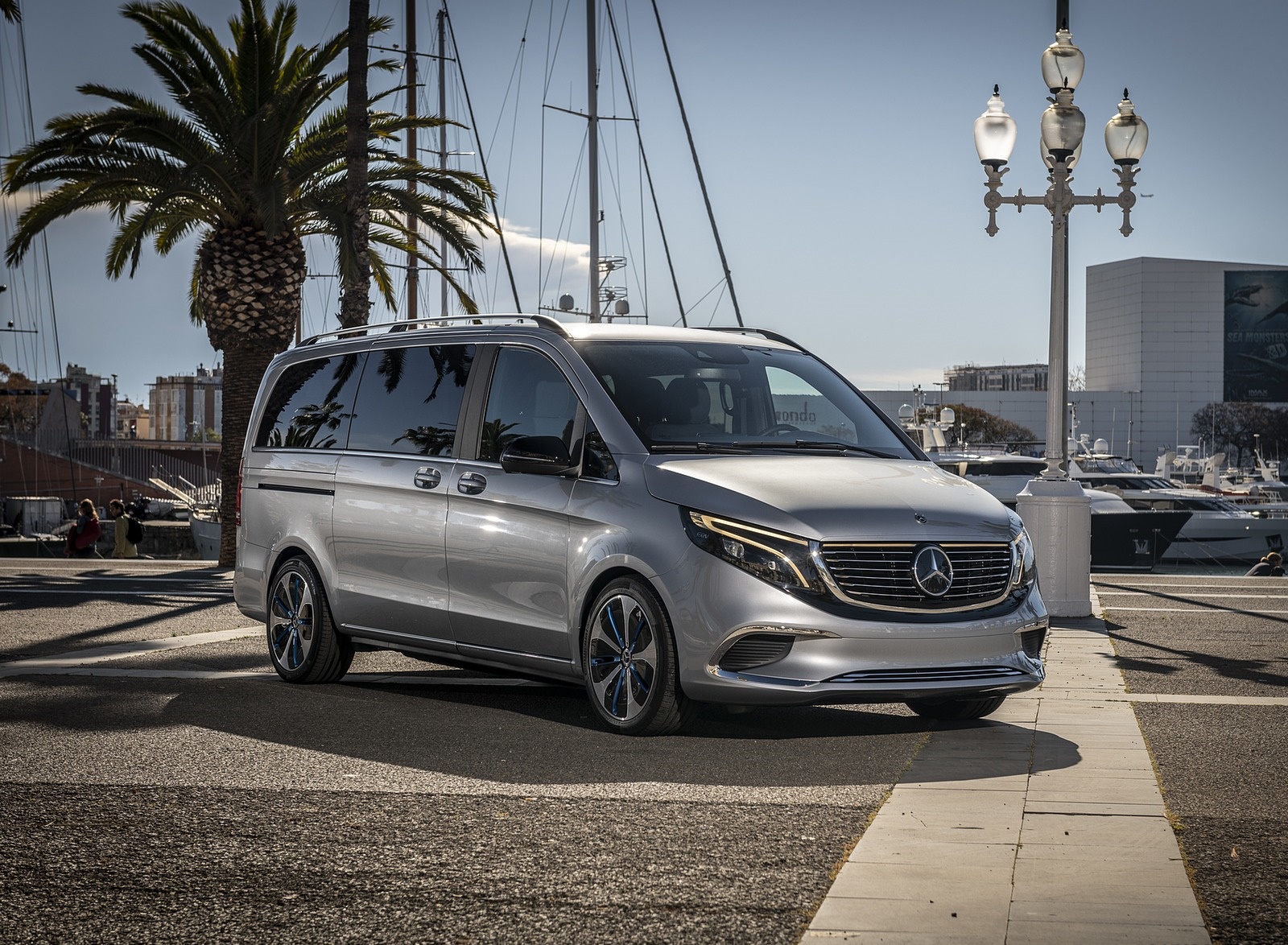 2019 Mercedes-Benz Concept EQV Front Three-Quarter Wallpapers (11)