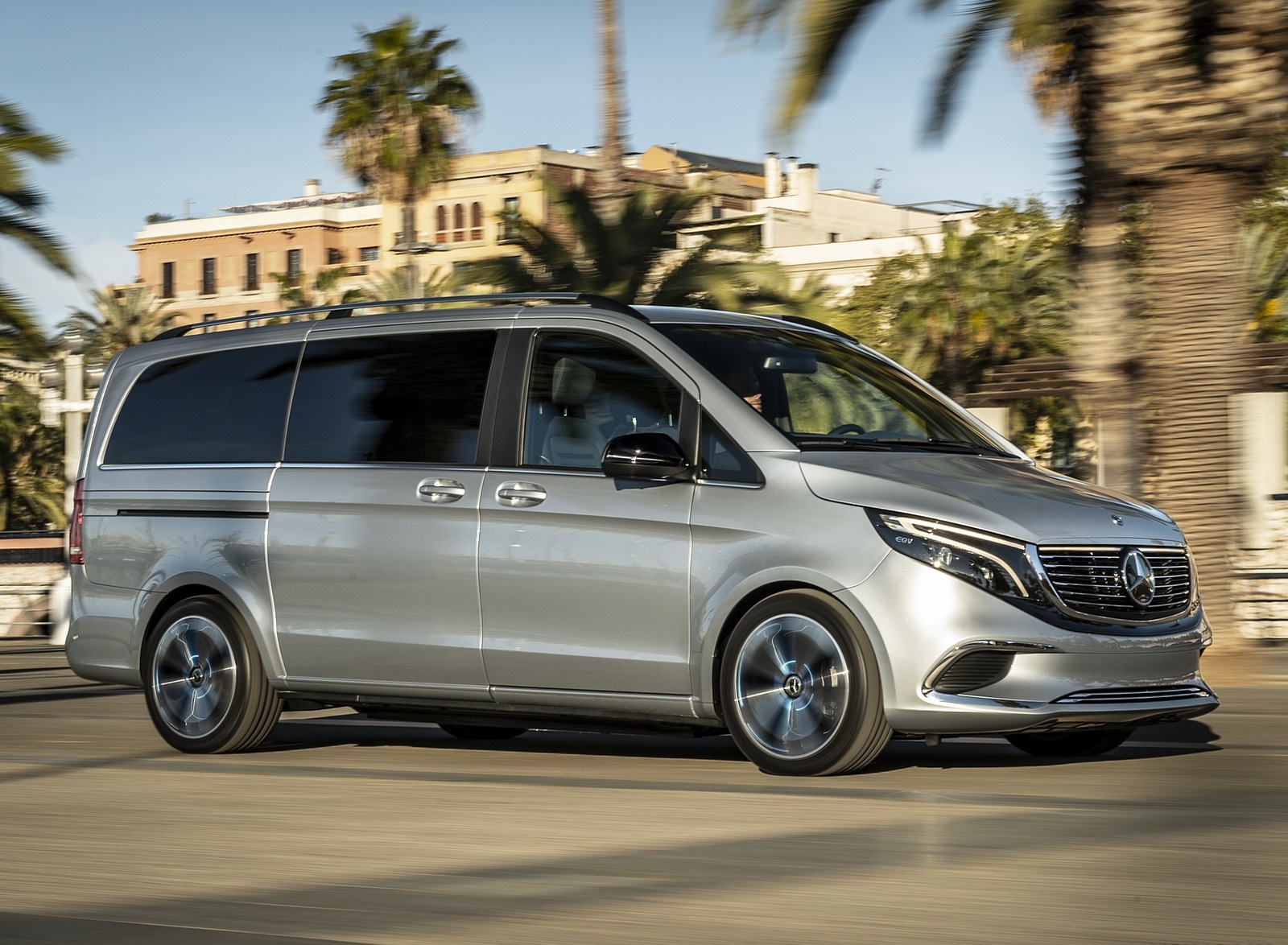 2019 Mercedes-Benz Concept EQV Front Three-Quarter Wallpapers (2)