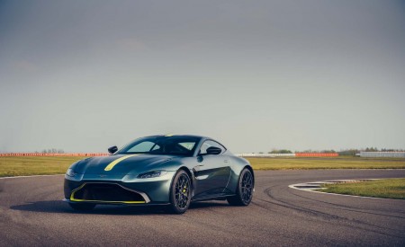 2020 Aston Martin Vantage AMR Front Three-Quarter Wallpapers 450x275 (5)