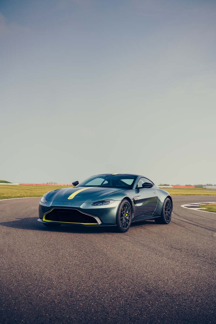 2020 Aston Martin Vantage AMR Front Three-Quarter Wallpapers (7)