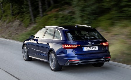 2020 Audi A4 Avant (Color: Navarra Blue) Rear Three-Quarter Wallpapers 450x275 (35)