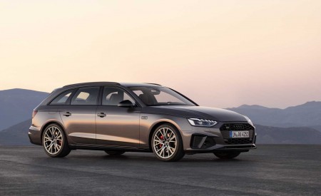 2020 Audi A4 Avant (Color: Terra Gray) Front Three-Quarter Wallpapers 450x275 (51)