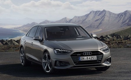 2020 Audi A4 (Color: Terra Gray) Front Three-Quarter Wallpapers 450x275 (29)