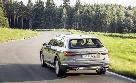 2020 Audi A4 allroad (Color: Quantum Gray) Rear Wallpapers 450x275 (6)