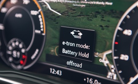 2020 Audi Q5 55 TFSI e Plug-In Hybrid Digital Instrument Cluster Wallpapers 450x275 (128)