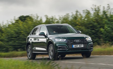 2020 Audi Q5 55 TFSI e Plug-In Hybrid Front Three-Quarter Wallpapers 450x275 (82)