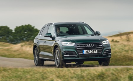 2020 Audi Q5 55 TFSI e Plug-In Hybrid Front Three-Quarter Wallpapers 450x275 (86)
