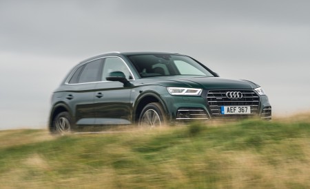 2020 Audi Q5 55 TFSI e Plug-In Hybrid Front Three-Quarter Wallpapers 450x275 (87)