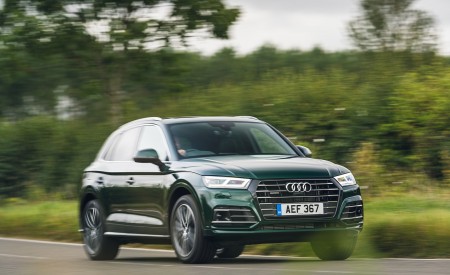 2020 Audi Q5 55 TFSI e Plug-In Hybrid Front Three-Quarter Wallpapers 450x275 (78)