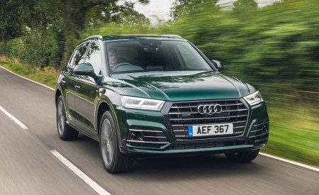 2020 Audi Q5 55 TFSI e Plug-In Hybrid Front Three-Quarter Wallpapers 450x275 (67)