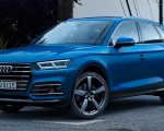 2020 Audi Q5 55 TFSI e quattro Plug-in Hybrid (Color: Turbo Blue) Front Three-Quarter Wallpapers 150x120