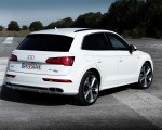 2020 Audi Q5 TFSI e Plug-In Hybrid (Color: Glacier White) Rear Three-Quarter Wallpapers 150x120 (28)
