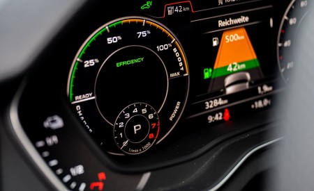 2020 Audi Q5 TFSI e Plug-In Hybrid Digital Instrument Cluster Wallpapers 450x275 (50)