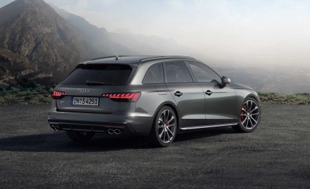 2020 Audi S4 Avant TDI (Color: Daytona Gray) Rear Three-Quarter Wallpapers 450x275 (5)