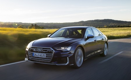 2020 Audi S6 Sedan TDI (Color: Navarra Blue) Front Three-Quarter Wallpapers  450x275 (13)