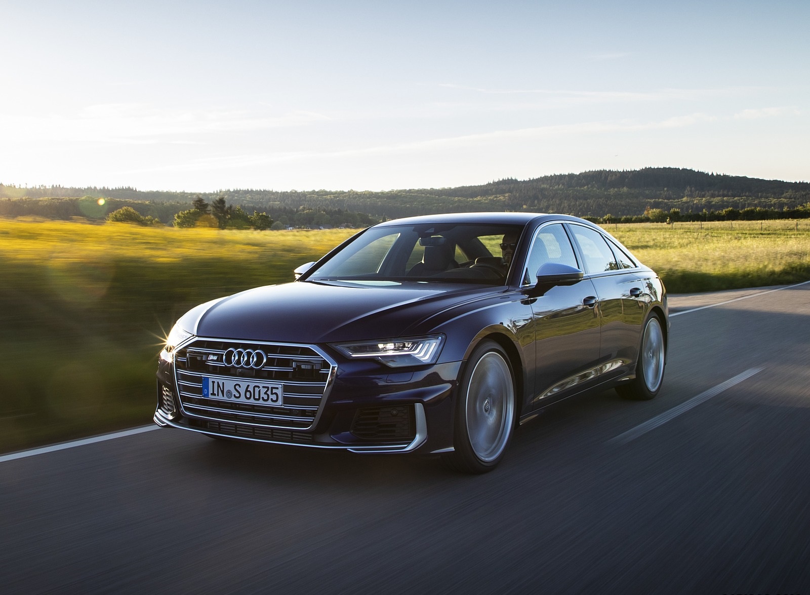 2020 Audi S6 Sedan TDI (Color: Navarra Blue) Front Three-Quarter Wallpapers  (13)