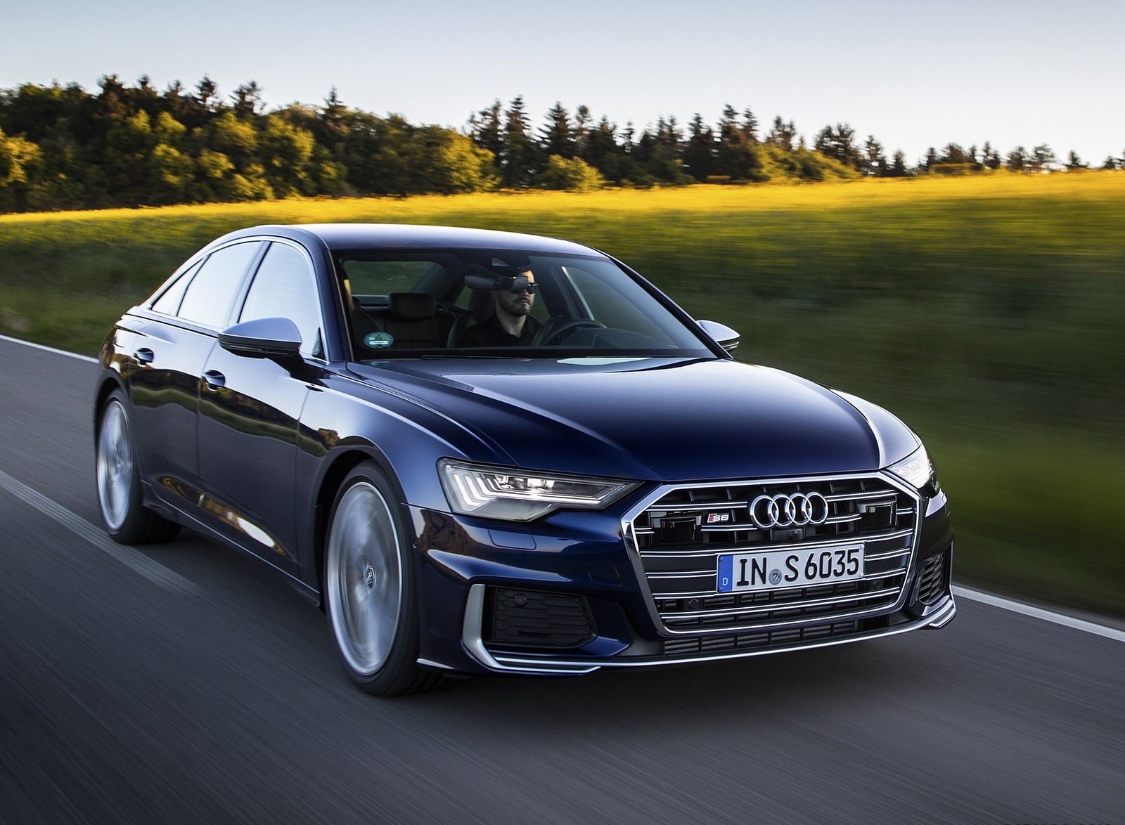2020 Audi S6 Sedan TDI (Color: Navarra Blue) Front Three-Quarter Wallpapers (14)