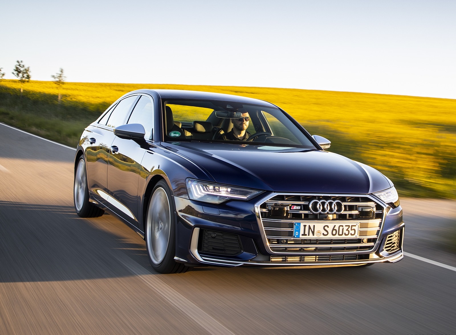 2020 Audi S6 Sedan TDI (Color: Navarra Blue) Front Three-Quarter Wallpapers (7)