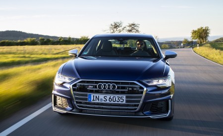 2020 Audi S6 Sedan TDI (Color: Navarra Blue) Front Wallpapers 450x275 (8)
