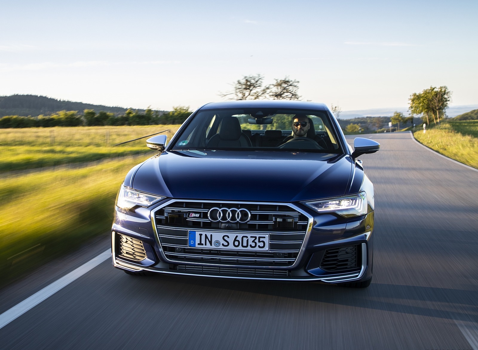 2020 Audi S6 Sedan TDI (Color: Navarra Blue) Front Wallpapers (8)
