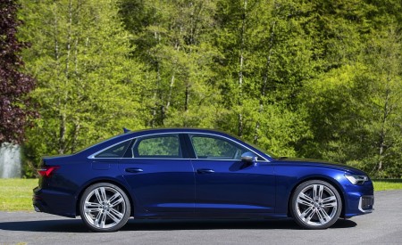 2020 Audi S6 Sedan TDI (Color: Navarra Blue) Side Wallpapers 450x275 (33)
