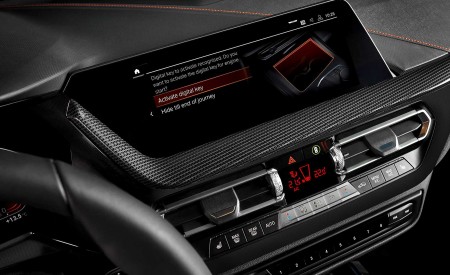 2020 BMW 1-Series 118i (Color: Mineral white Metallic) Interior Detail Wallpapers 450x275 (37)