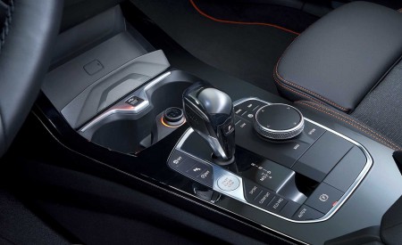 2020 BMW 1-Series 118i (Color: Mineral white Metallic) Interior Detail Wallpapers 450x275 (36)