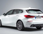 2020 BMW 1-Series 118i (Color: Mineral white Metallic) Rear Three-Quarter Wallpapers 150x120