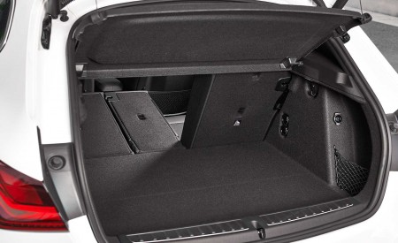 2020 BMW 1-Series 118i (Color: Mineral white Metallic) Trunk Wallpapers 450x275 (28)