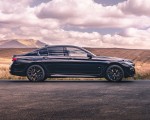 2020 BMW 7-Series 750i M Sport (UK-Spec) Side Wallpapers 150x120 (21)