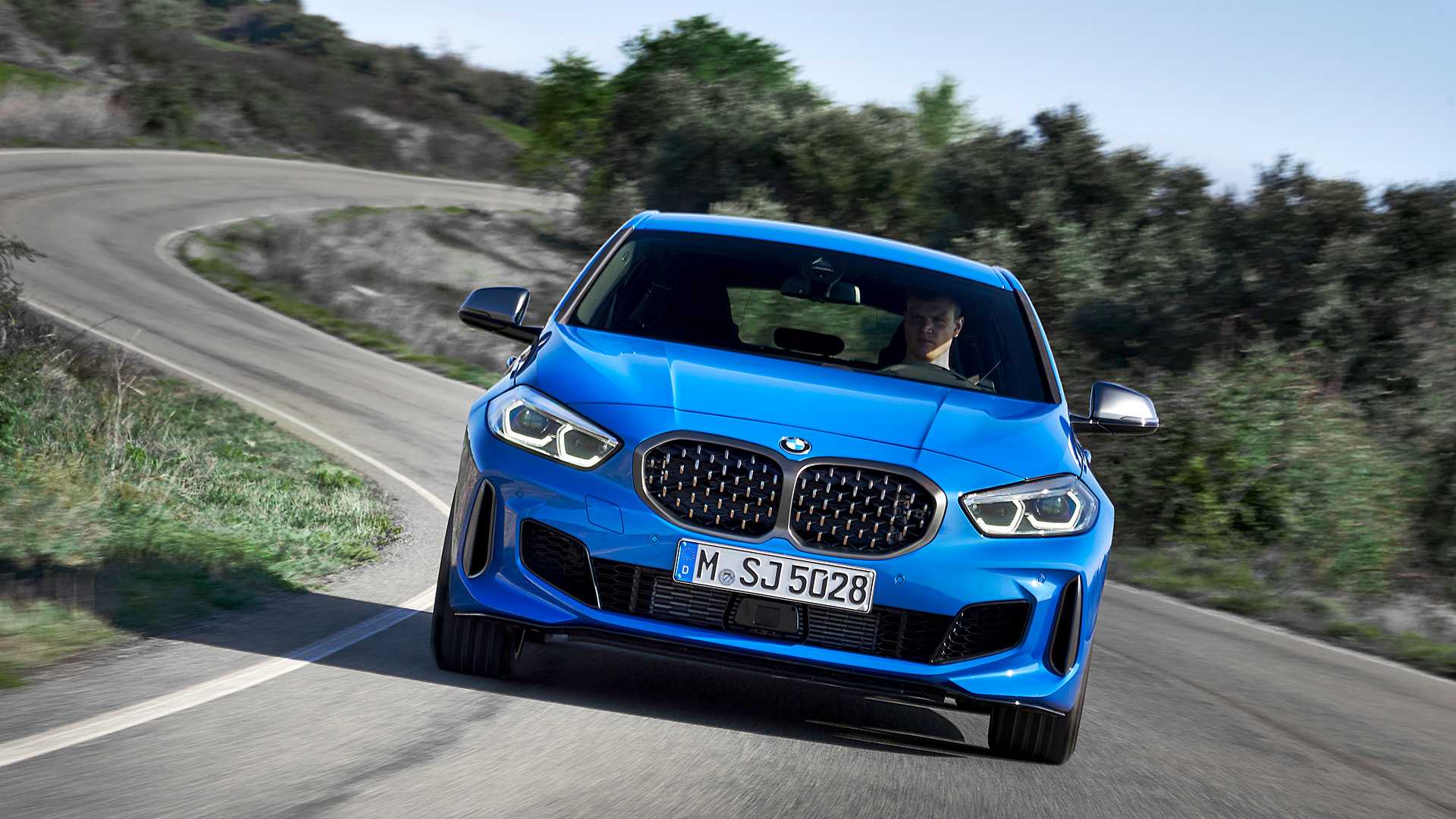 2020 BMW M135i xDrive (Color: Misano Blue Metallic) Front Wallpapers (1)