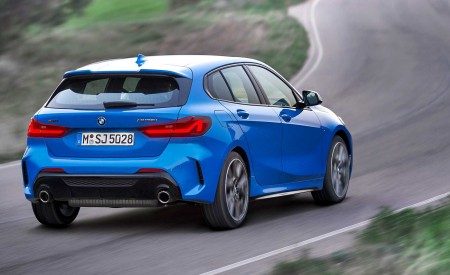 2020 BMW M135i xDrive (Color: Misano Blue Metallic) Rear Three-Quarter Wallpapers 450x275 (6)