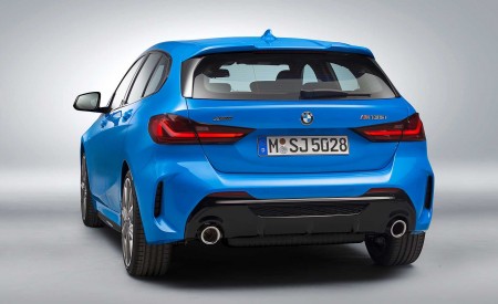 2020 BMW M135i xDrive (Color: Misano Blue Metallic) Rear Three-Quarter Wallpapers 450x275 (22)