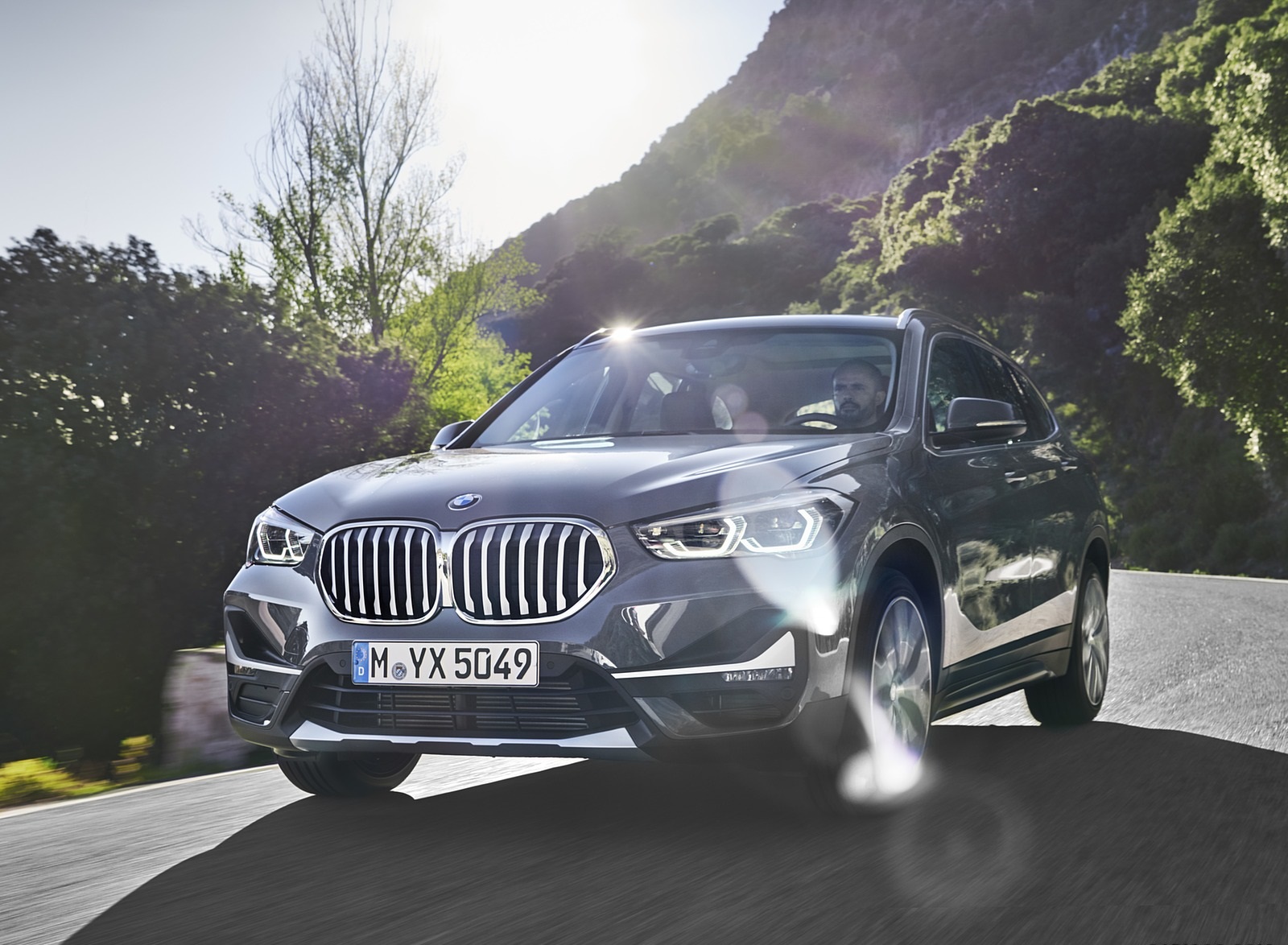 2020 BMW X1 Front Three-Quarter Wallpapers  (2)