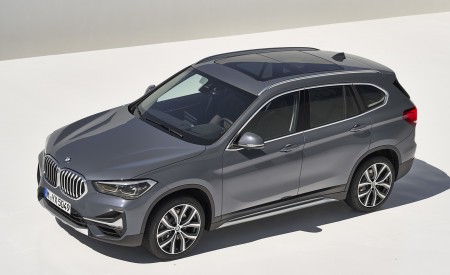 2020 BMW X1 Front Three-Quarter Wallpapers 450x275 (24)