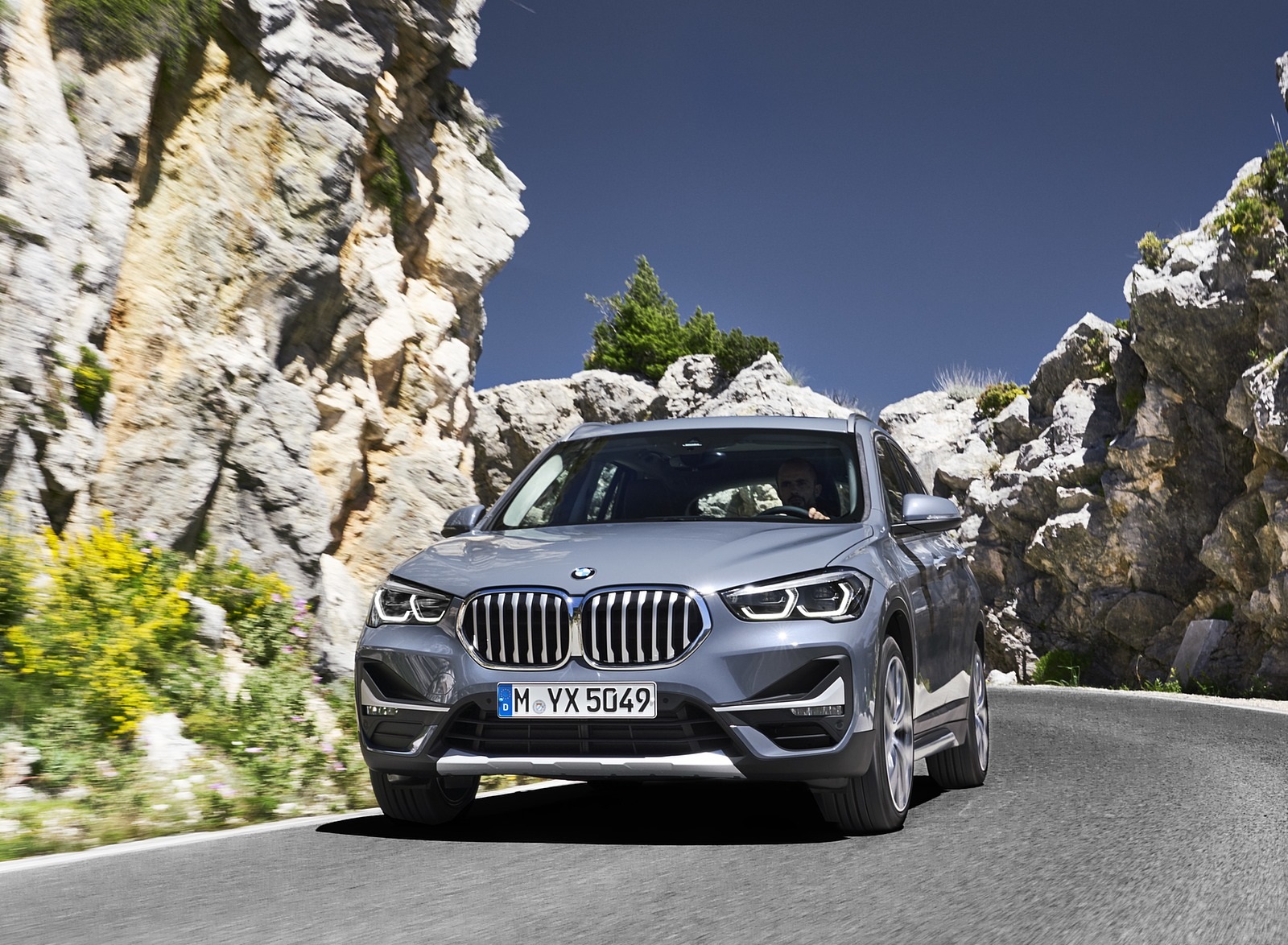 2020 BMW X1 Front Wallpapers (10)