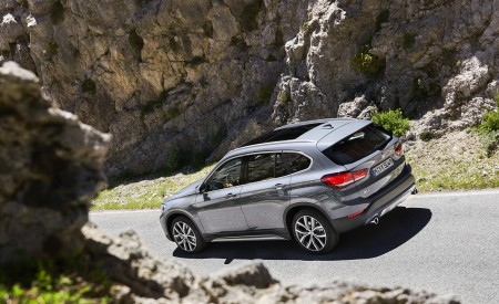 2020 BMW X1 Rear Three-Quarter Wallpapers  450x275 (11)