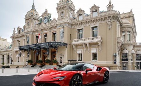 2020 Ferrari SF90 Stradale Front Three-Quarter Wallpapers 450x275 (37)