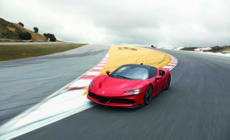 2020 Ferrari SF90 Stradale Front Three-Quarter Wallpapers 450x275 (42)
