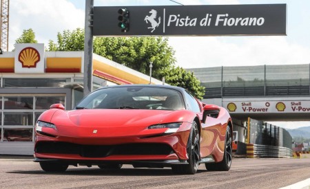 2020 Ferrari SF90 Stradale Front Wallpapers 450x275 (19)