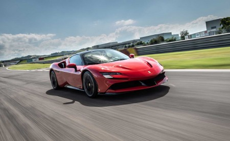 2020 Ferrari SF90 Stradale Front Wallpapers 450x275 (15)