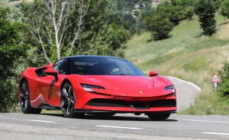 2020 Ferrari SF90 Stradale Front Wallpapers 450x275 (9)