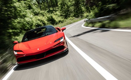 2020 Ferrari SF90 Stradale Front Wallpapers 450x275 (10)